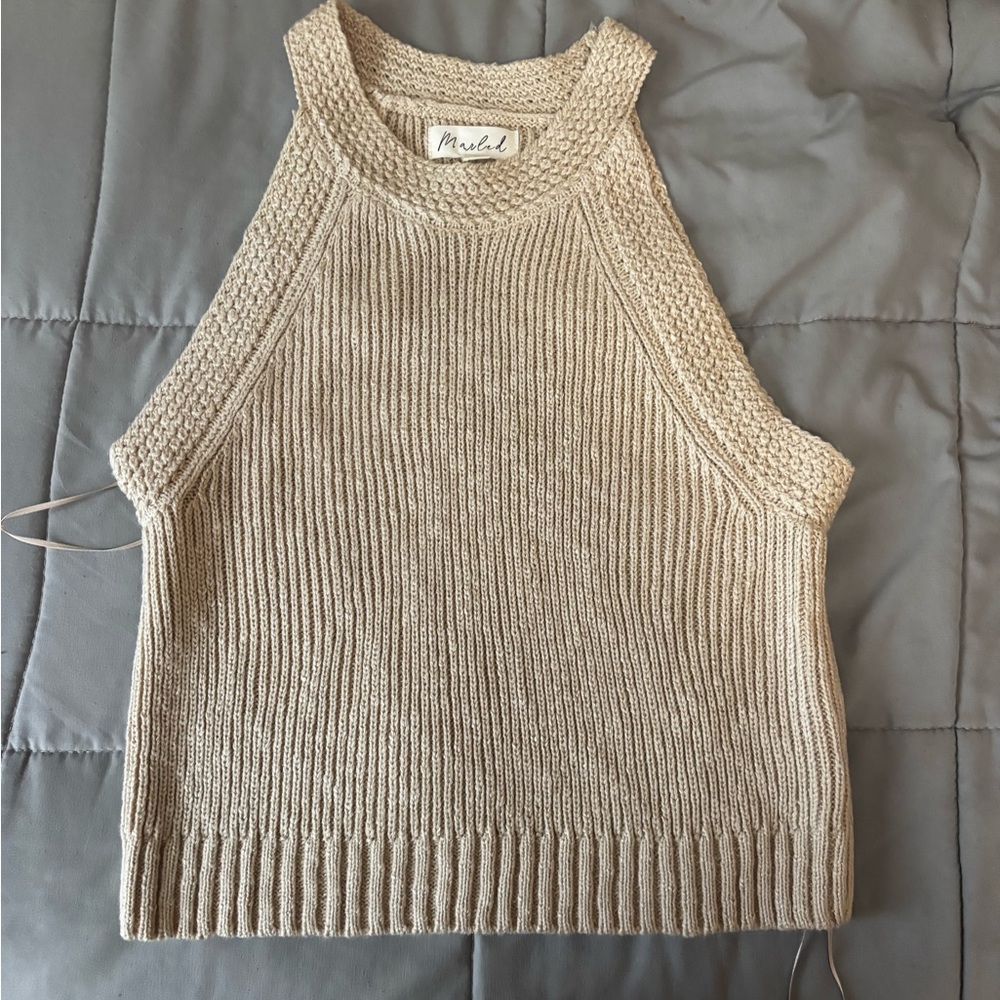 Michaels Beige Knit Sleeveless Sweater